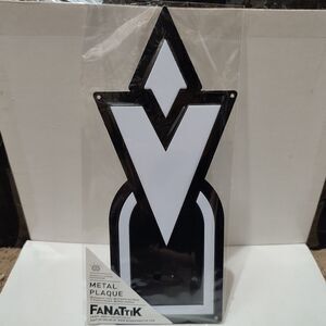 Skyrim Waypoint Marker Metal Tin Sign Official Bethesda Collectible Display